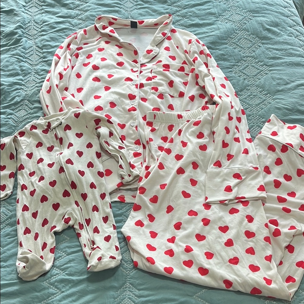 Heart Print mommy and me Pajamas Set